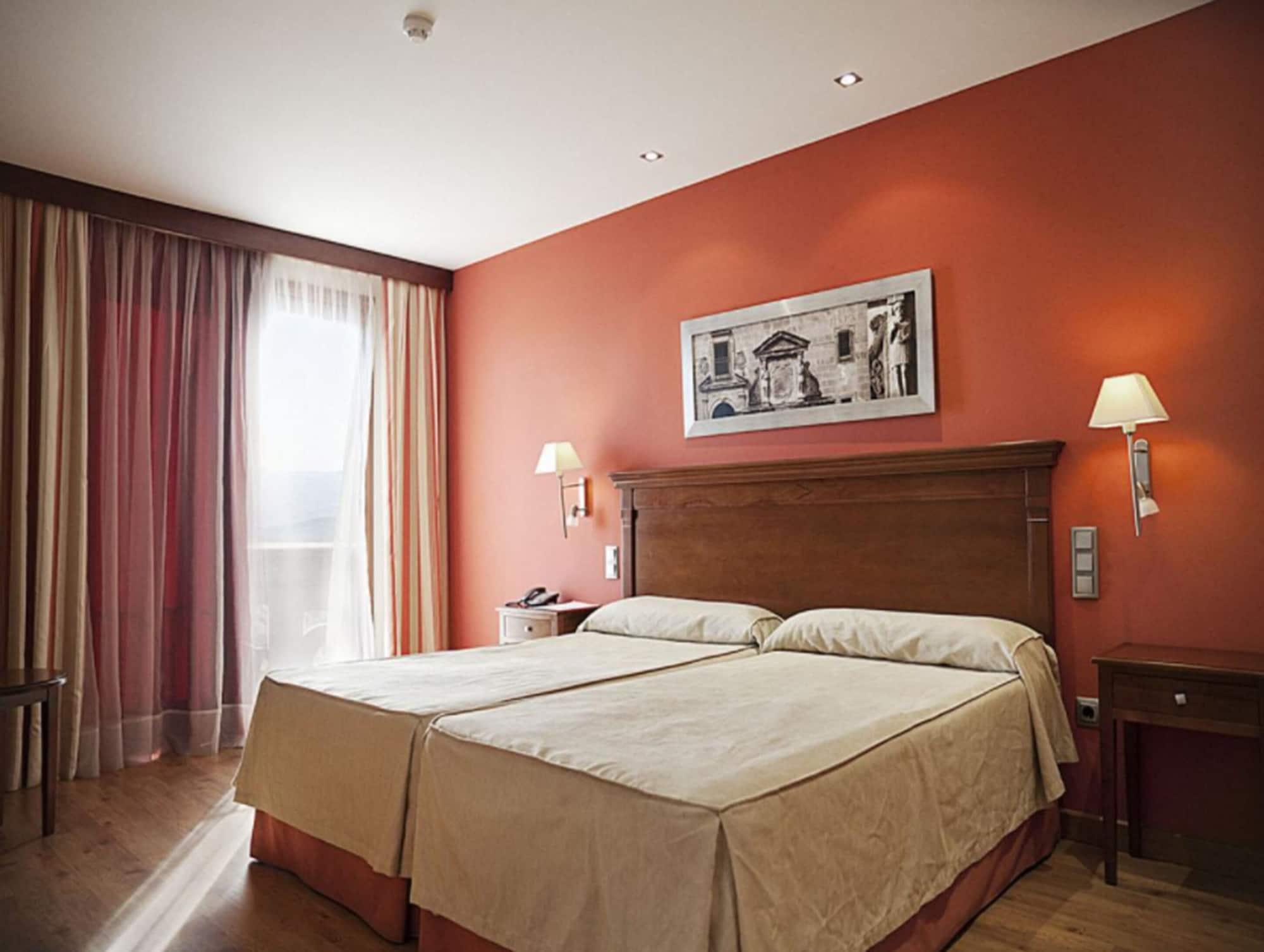 Hotel Campos De Баэса Экстерьер фото